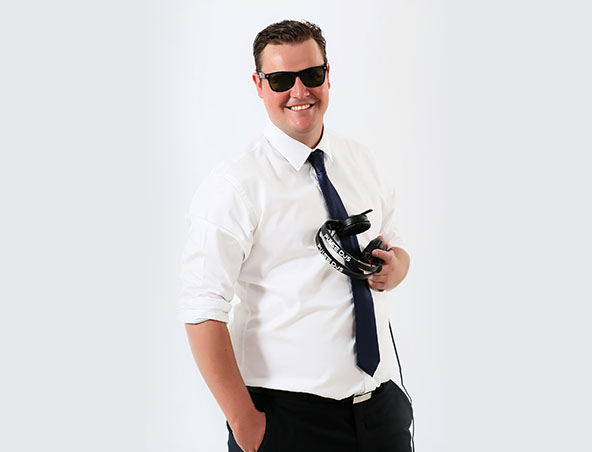 Wedding DJ James - Melbourne Djs - Disc Jockey