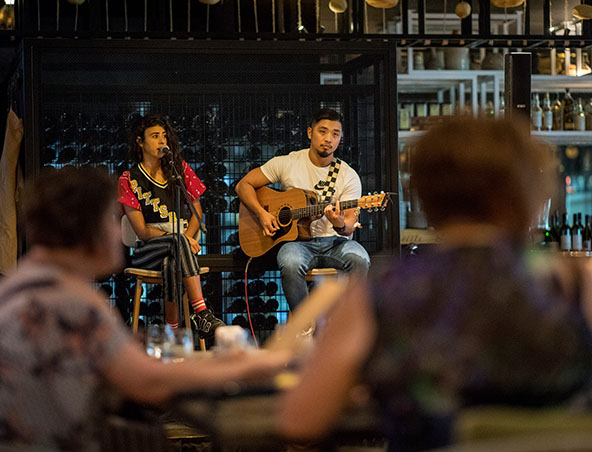 Sydney Acoustic Duo Carla and Gavin